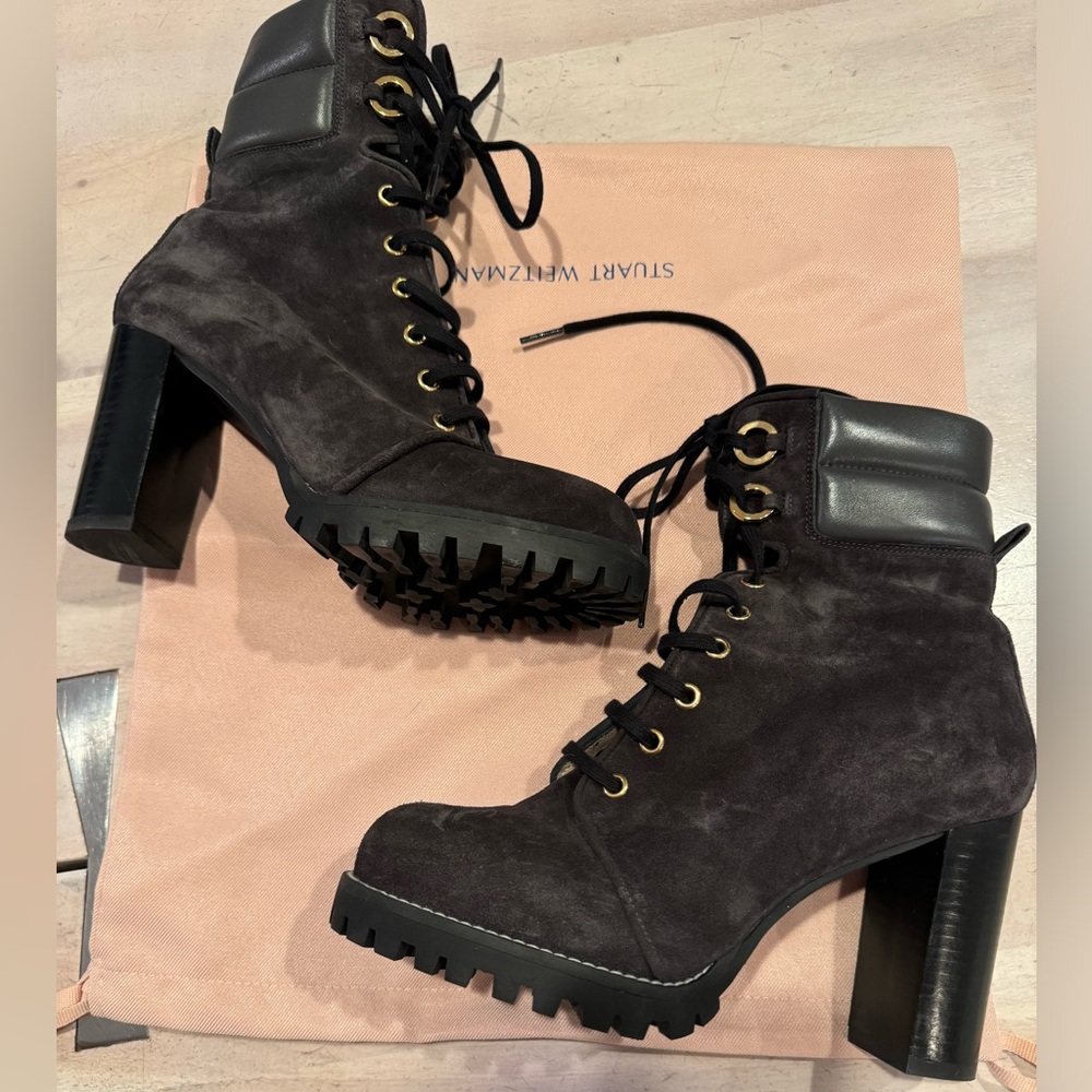 Never worn - Stuart Weitzman Shackleton lace up boots - black suede size 6 1/2